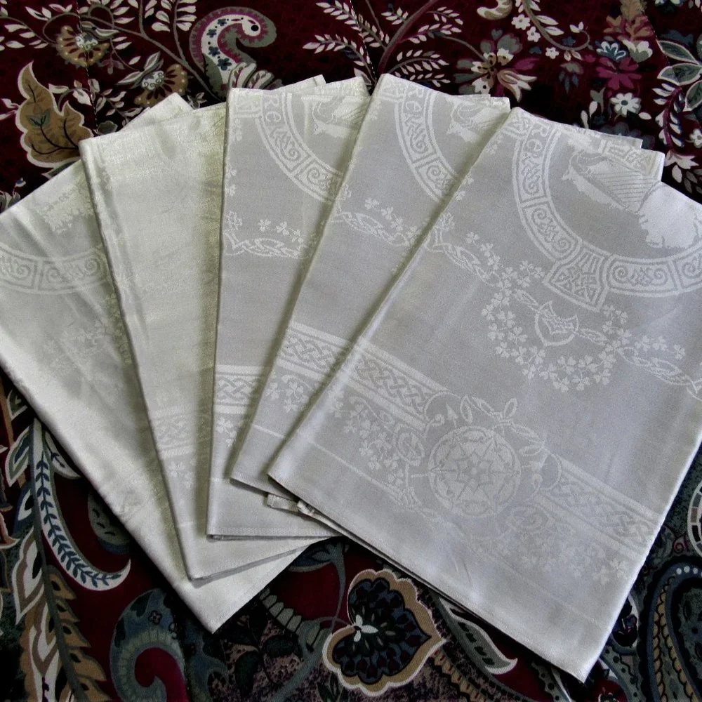 5 NWOT WHITE DAMASK 22